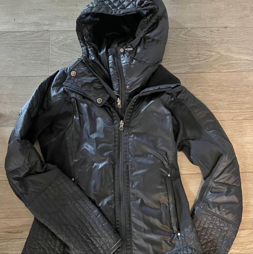 Lululemon Women's Black  Jacket